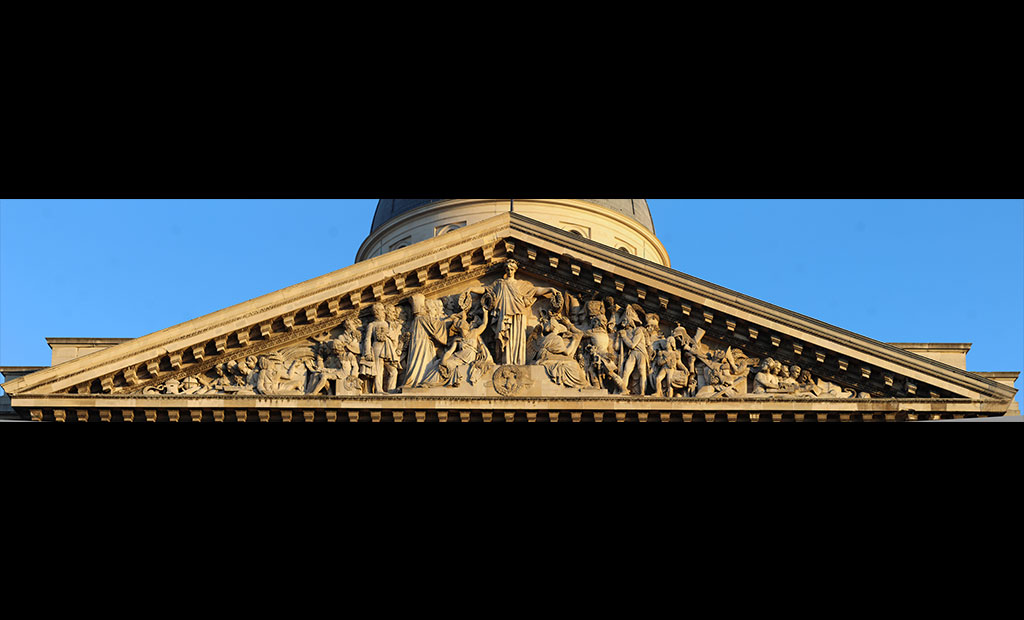 سنتوری نمای اصلی پانتئون پاریس