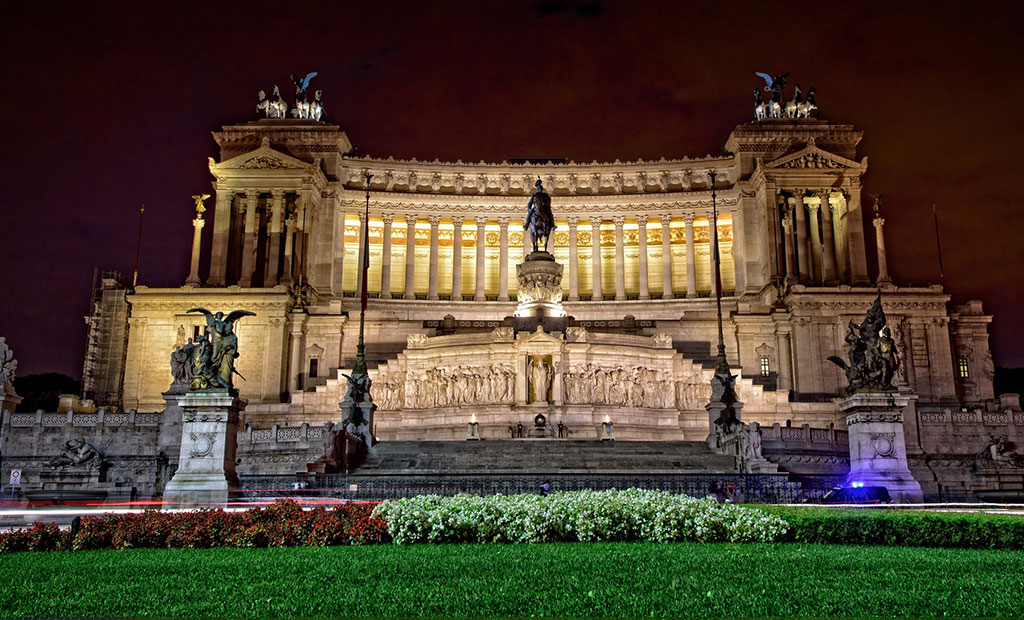 میدان ونیز – مهم ترین میدان شهر رم