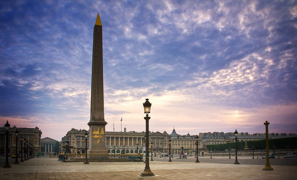 میدان کنکورد پاریس و ابلیسک مصری آن