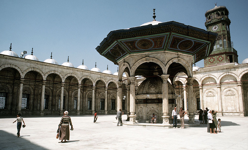 مسجد داخل قلعه قاهره