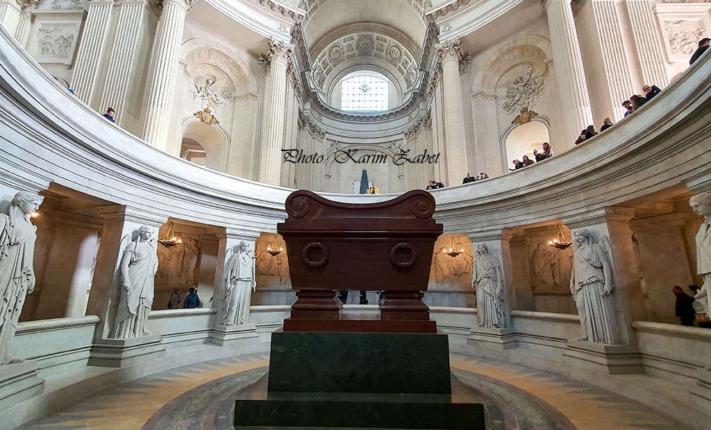مقبره امپراتور ناپلئون بناپارت اول در انولید پاریس