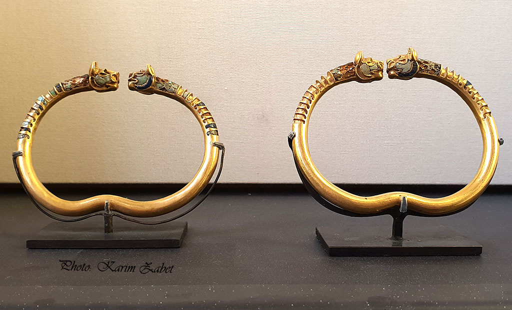 دستبندهای طلای هخامنشی در موزه لوور پاریس