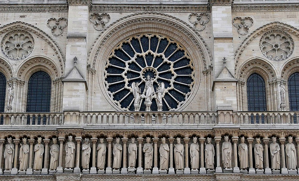 پنجره گلسرخی غربی کلیسای نوتردام پاریس