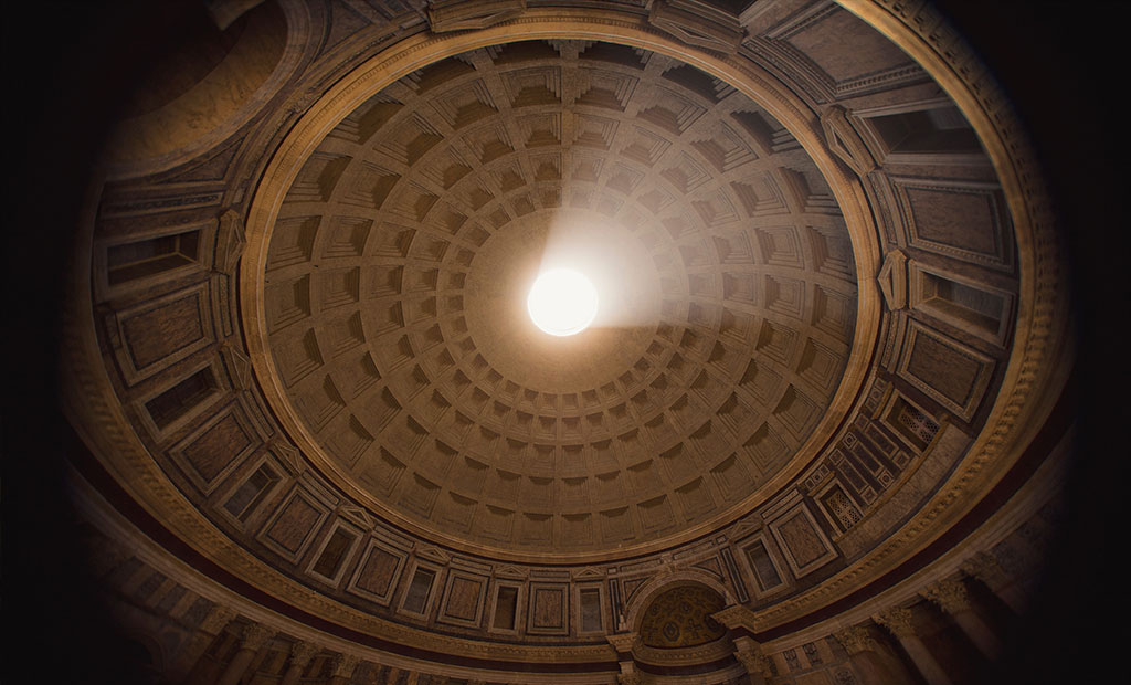 آکولوس تامین کننده نور معبد پانتئون