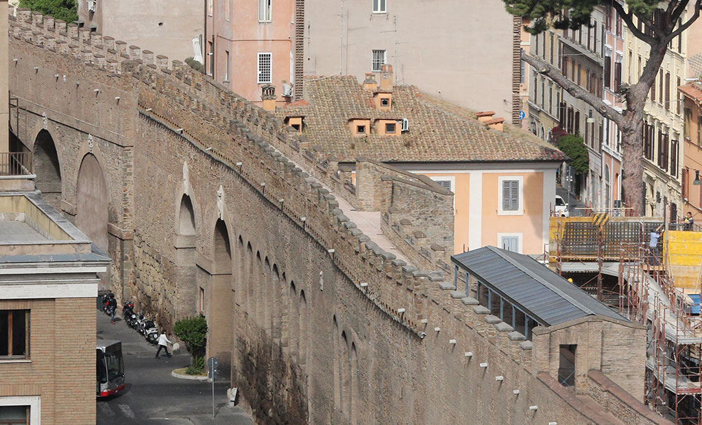 راهرو اختصاصی بین قلعه سنت آنجلو و محل کار پاپ در واتیکان