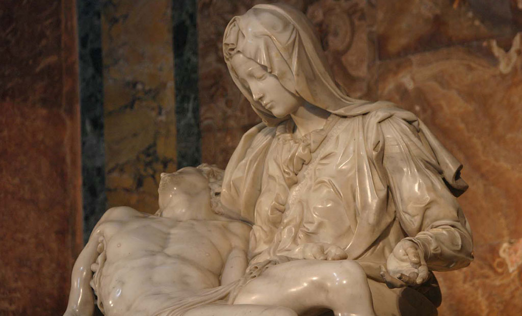 مجسمه سوگ مریم یا پیه تا اثر میکل آنژ